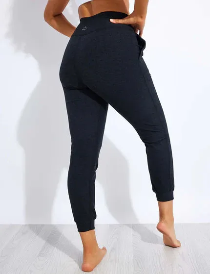 Beyond Yoga Spacedye Jogger in Darkest Night