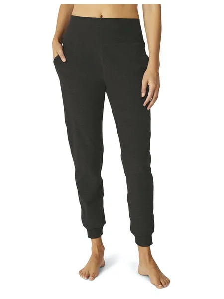Beyond Yoga Spacedye Jogger in Darkest Night