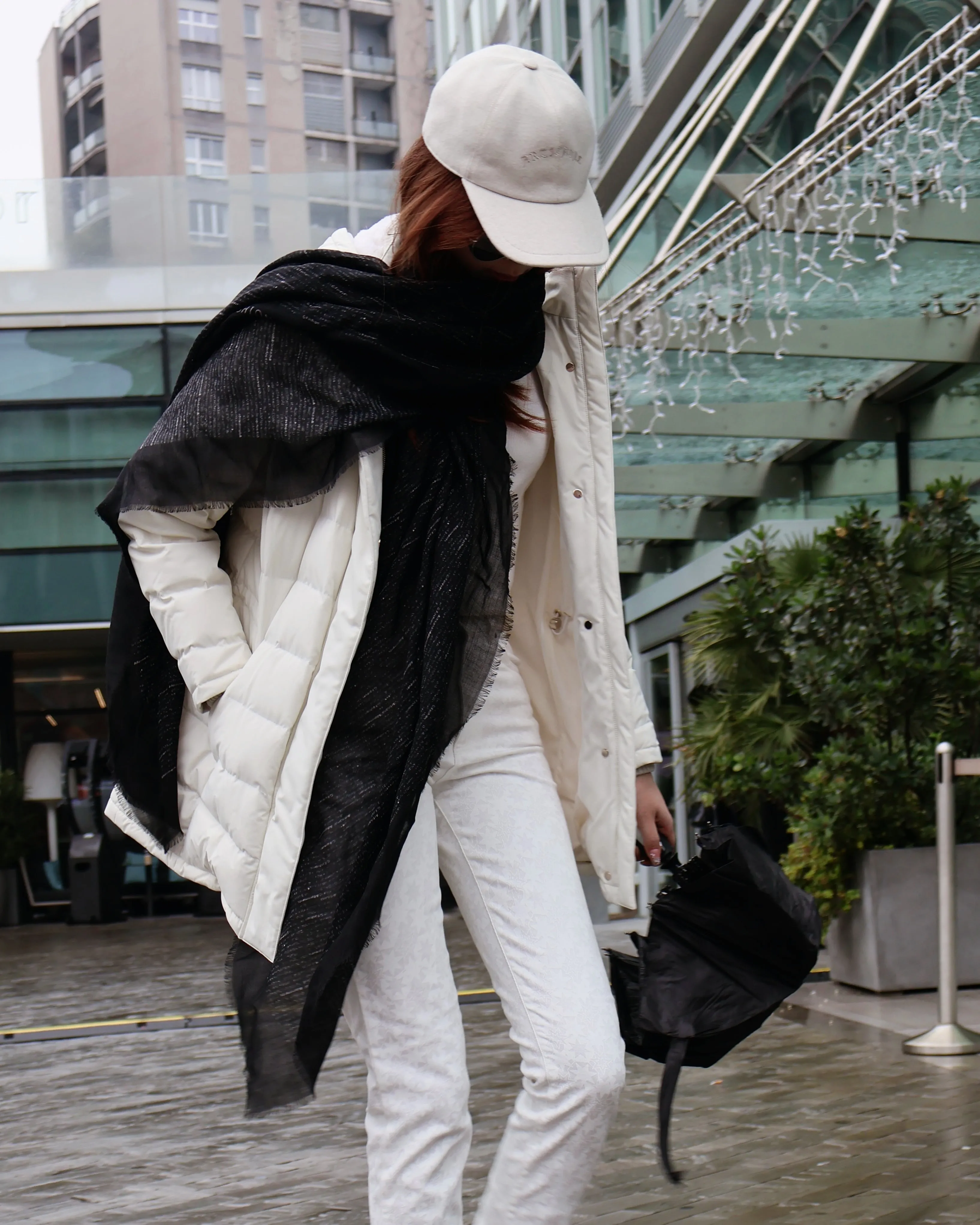 Black cashmere rectangle