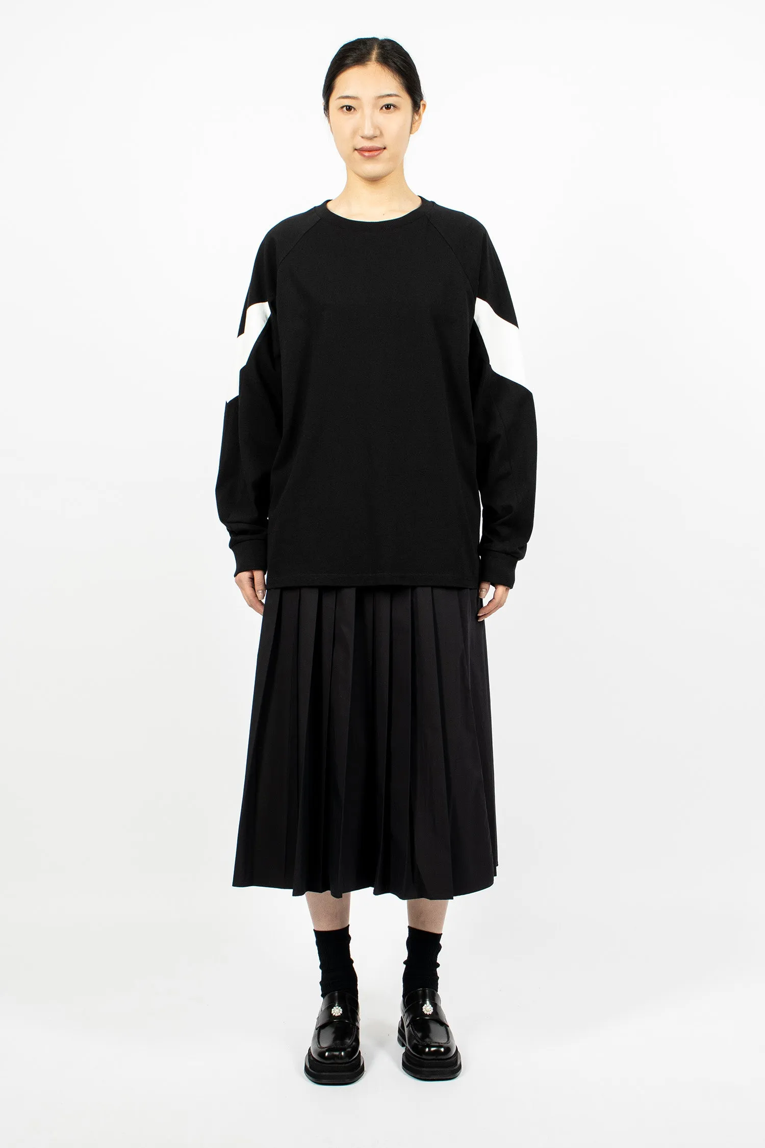 Chevron Raglan L/S Tee Black